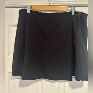American Eagle Black Skort